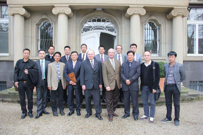 Jieyang Metall Enterprise Confederation Unternehmer Delegation zu Besuch in Deutschland und Spanien